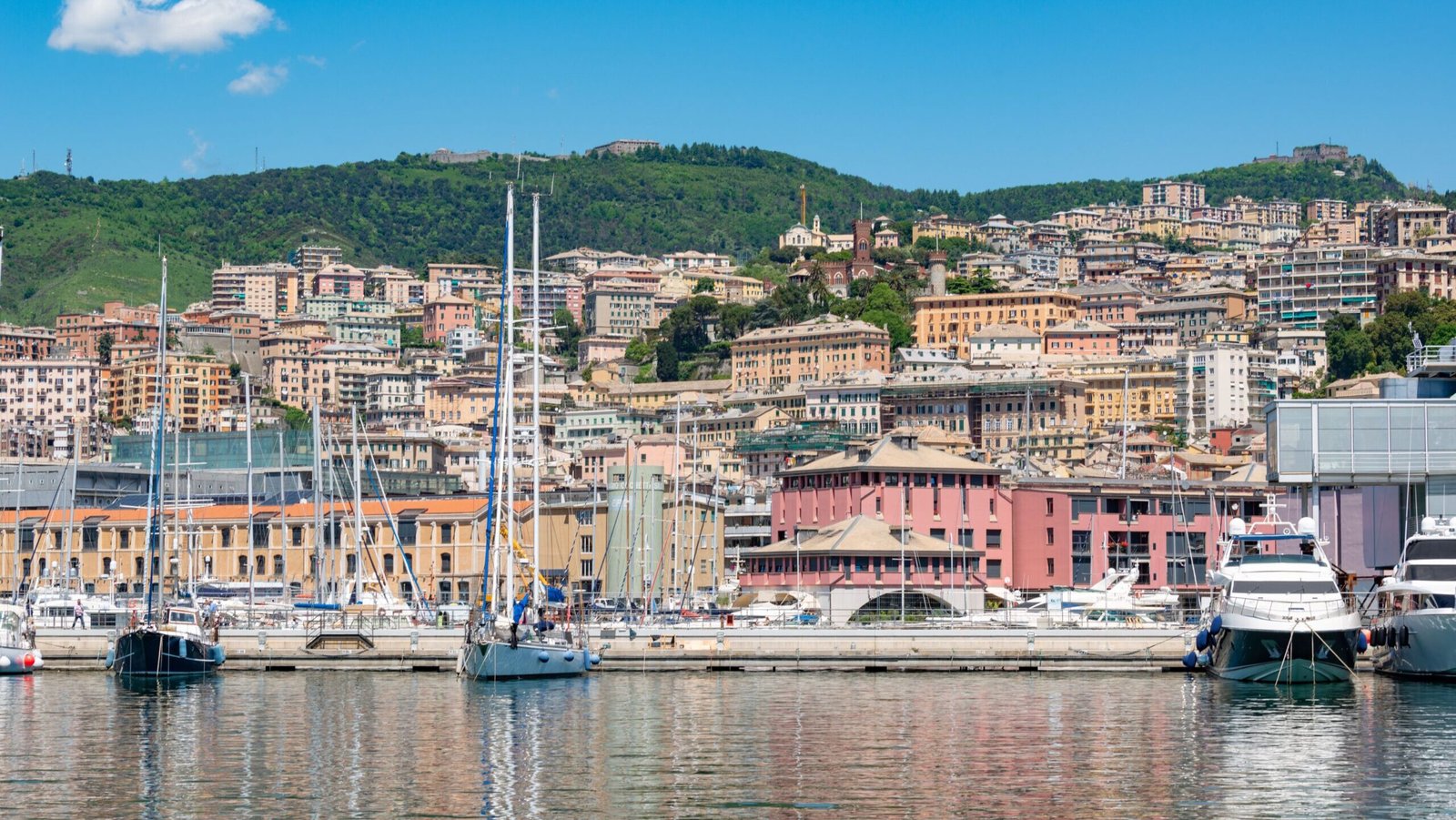 4-Night Genoa Escape: £150.50pp Total (Direct Flights + Old Port Apartment)